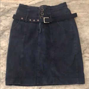 Highwaist Navy Skirt